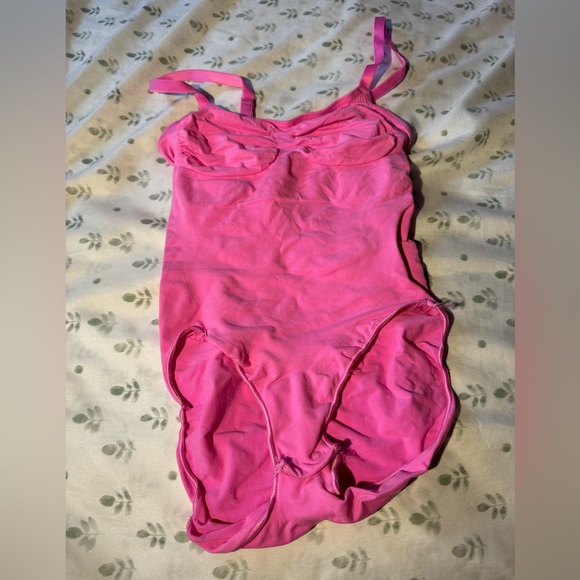 Sculpting bodysuit with snaps from skims in “neon orchid” pink color ! - Picture 1 of 5
